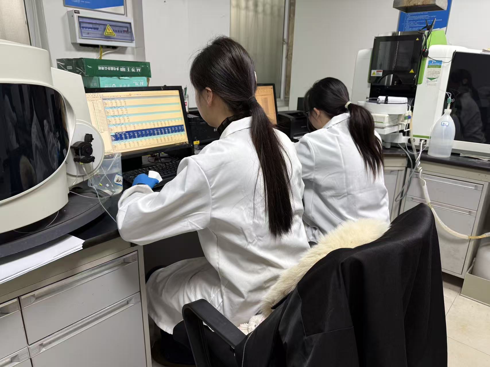 勘查院地环实验室 .jpg